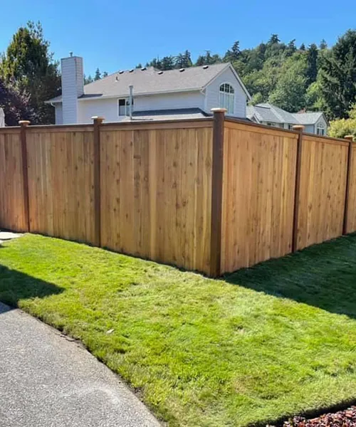 Wood Fence Installation in Issaquah 